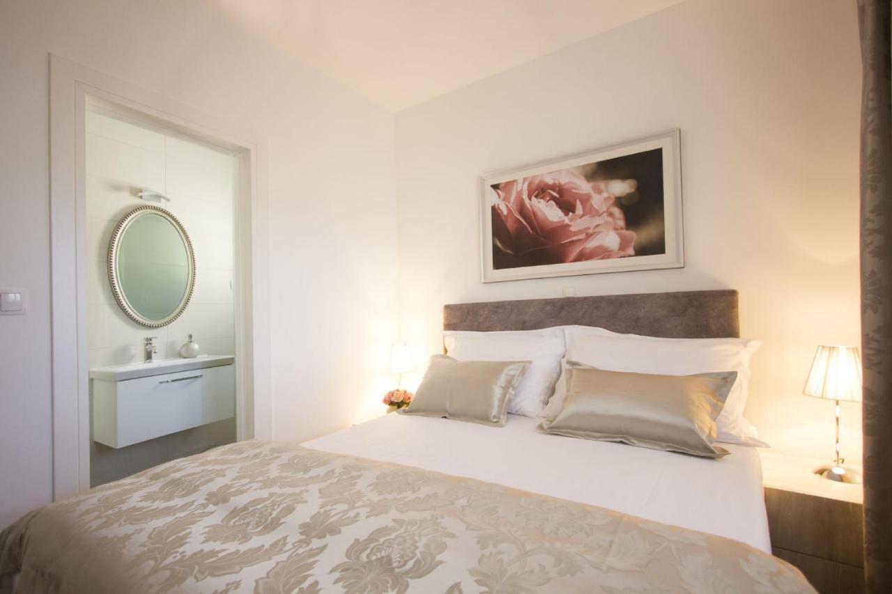 Ferienwohnung Paradise Lux Trogir Exterior foto