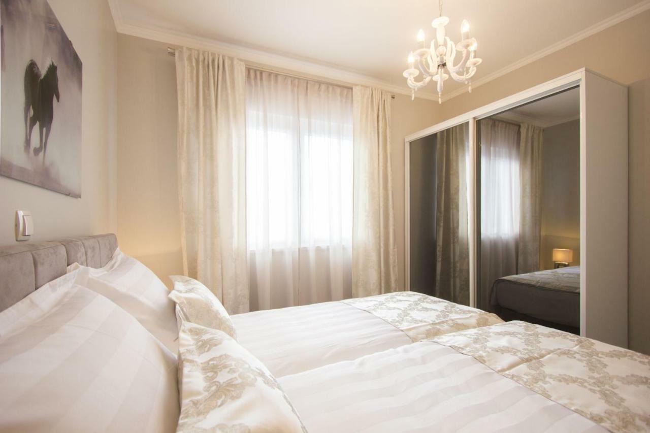 Ferienwohnung Paradise Lux Trogir Exterior foto