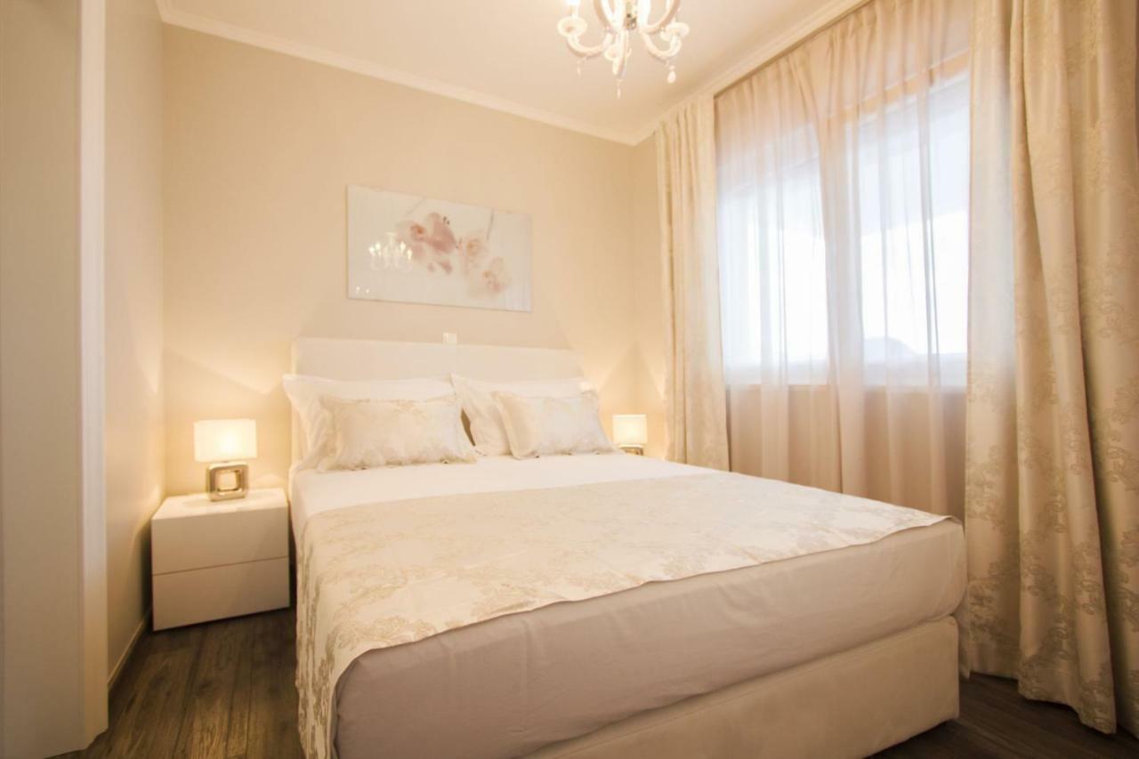 Ferienwohnung Paradise Lux Trogir Exterior foto